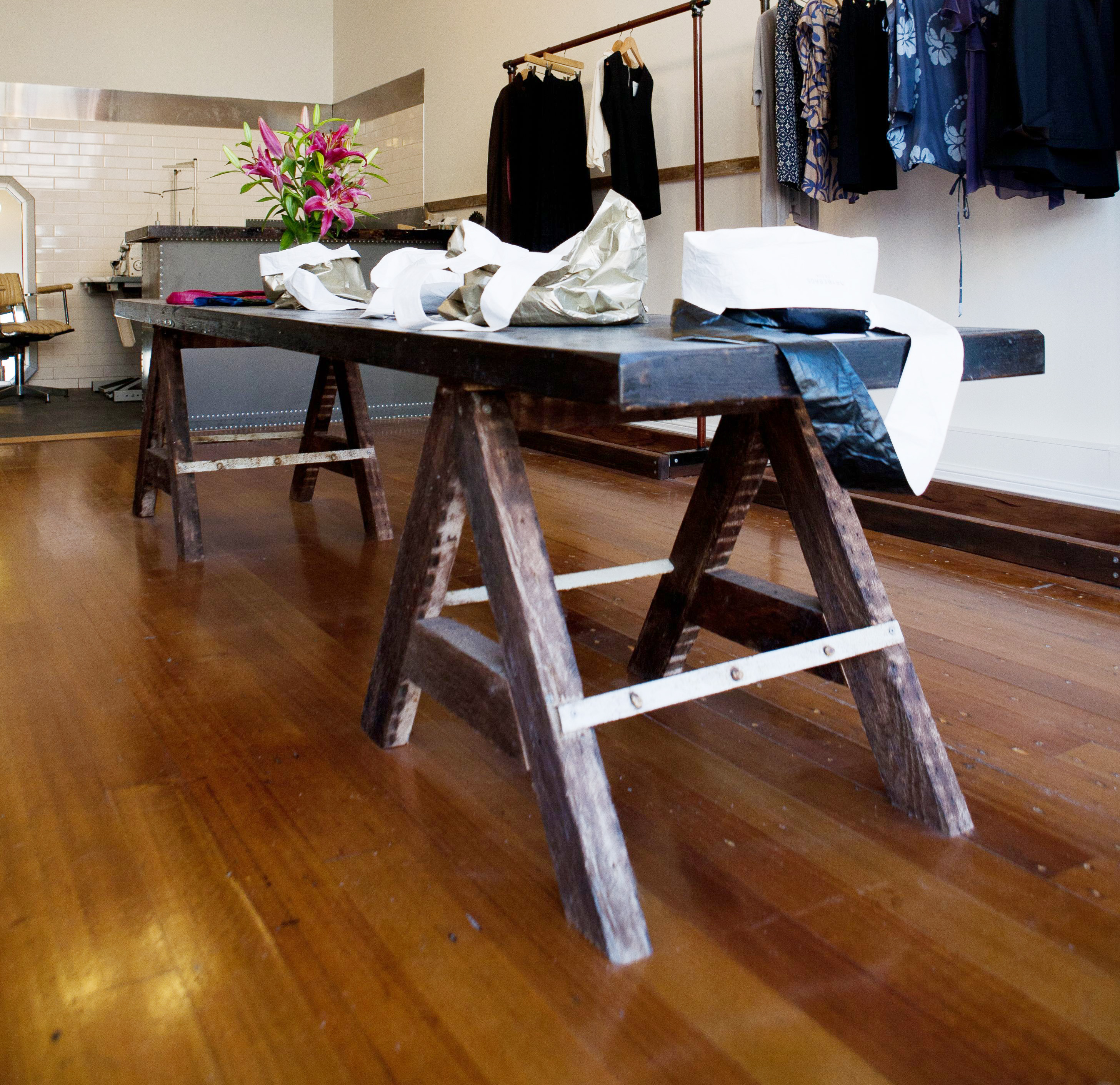 Custom shop fitout for Robe, Smith Street Collingwood, by Sime Nugent Furniture